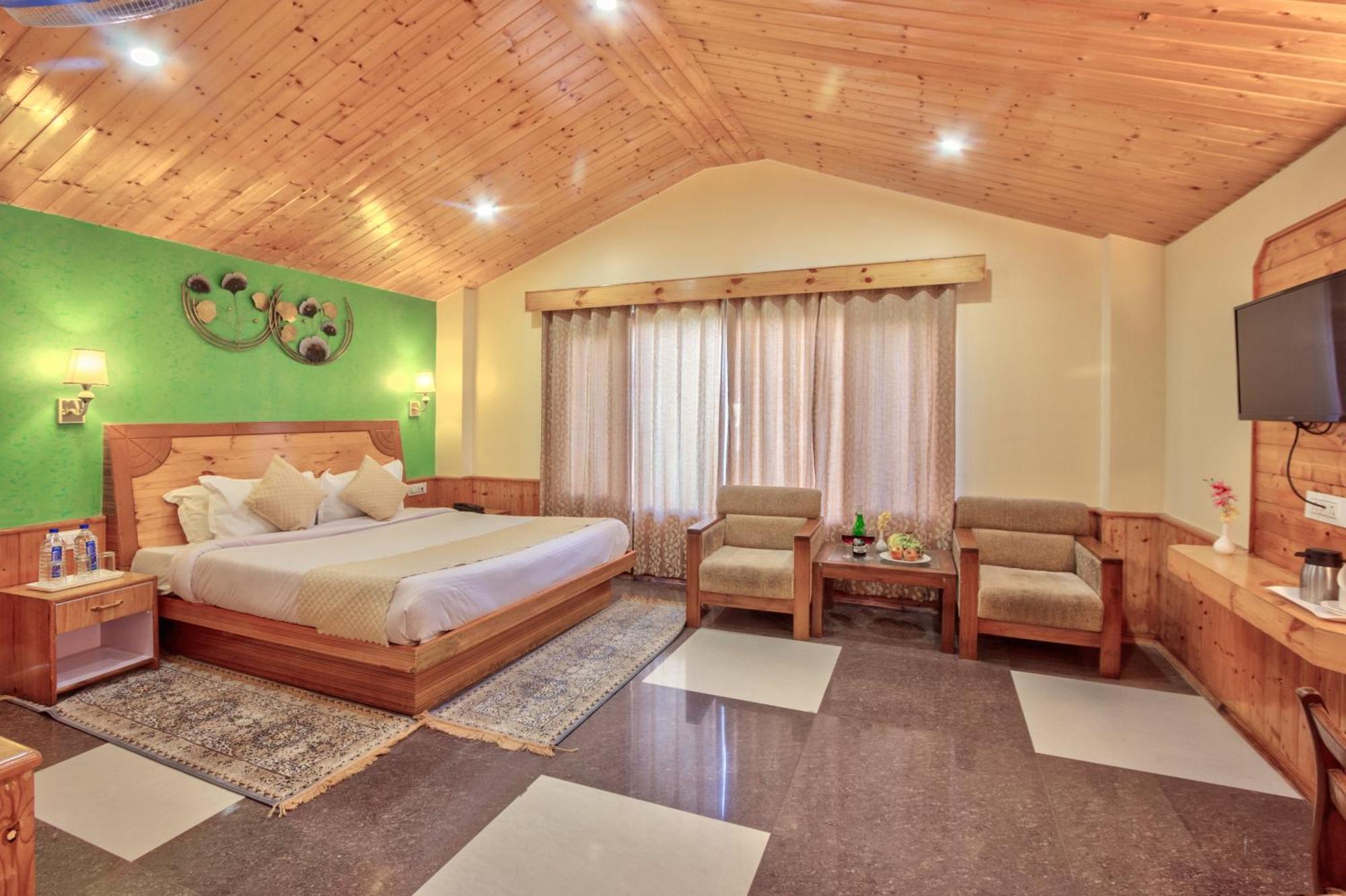 Kanyal By Neel Mahadev Hotel *